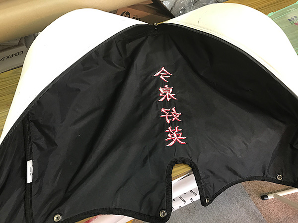 ゴルフバッグヘッドカバーに刺繍