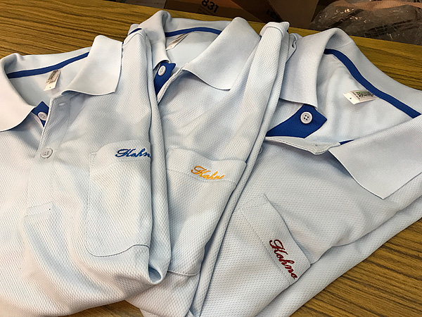 ポロシャツポケットに刺繍名入れ