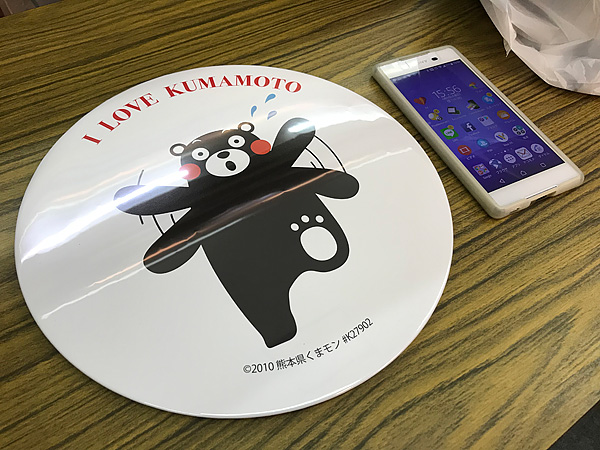 デカい缶バッジ