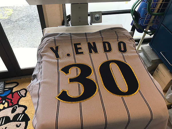 野球ユニフォーム名入れ