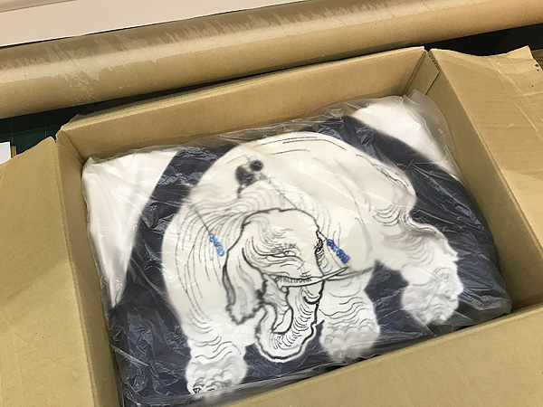 刺繍スカジャン