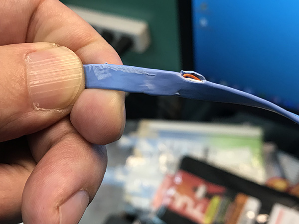 LANケーブル切断