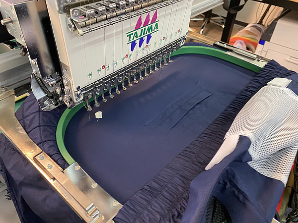 ファン付き空調作業着に刺繍