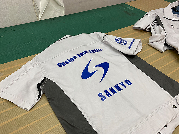 ユニフォーム名入れ