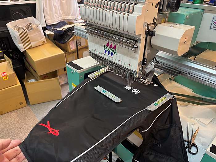 ライフジャケットに刺繍