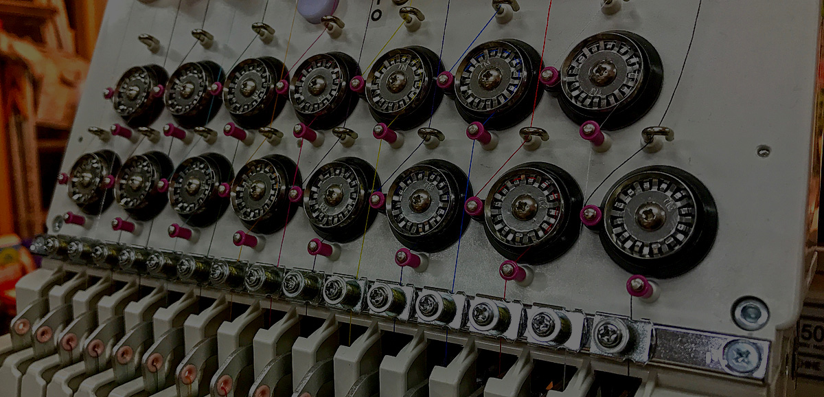 大型刺繍機設置店です